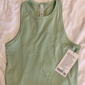 Lululemon swiftly tech race length high neck tank size 6